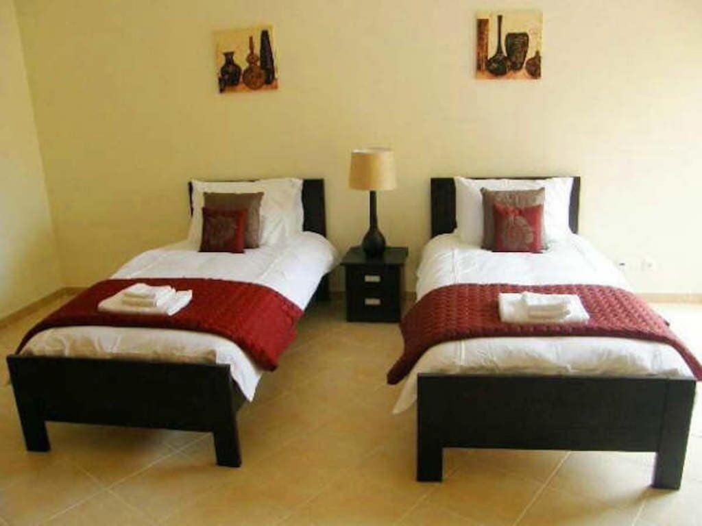 Armação de Pêra Luxury Two Br Pool View Beach Side Apartment At Algarve'S Longest Beach מראה חיצוני תמונה